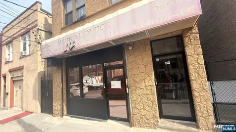 516 51st Street West New York NJ 07093