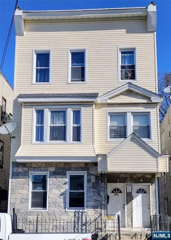 375 6th Avenue Newark NJ 07107