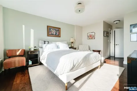 200 Winston Drive Cliffside Park NJ 07010
