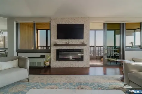 200 Winston Drive Cliffside Park NJ 07010