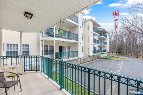 401 Dercole Norwood NJ 07642