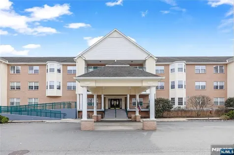401 Dercole Norwood NJ 07642
