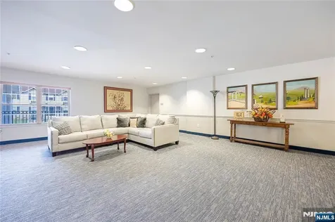 401 Dercole Norwood NJ 07642