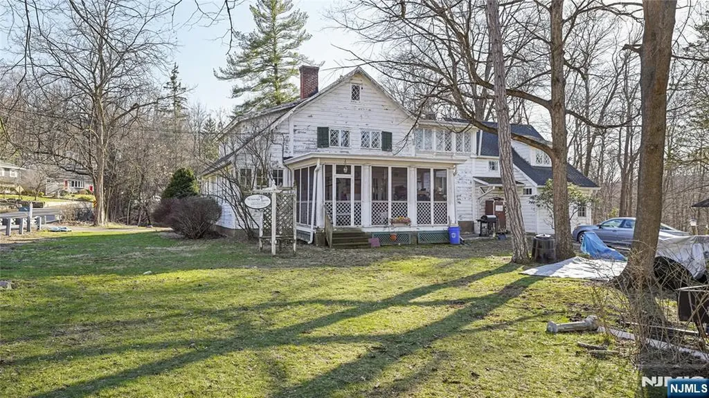 695 Ramapo Valley Road Oakland NJ 07436