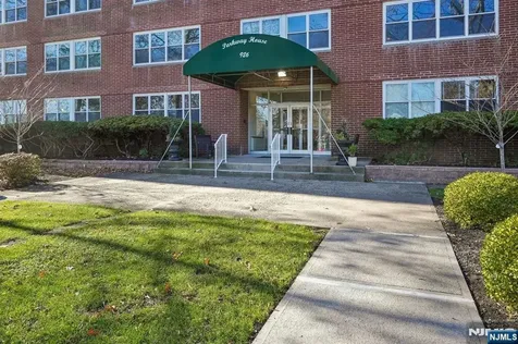 926 Bloomfield Avenue Glen Ridge NJ 07028