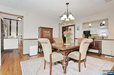 26 Wareham Road Dumont NJ 07628
