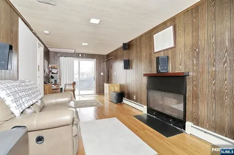 26 Wareham Road Dumont NJ 07628