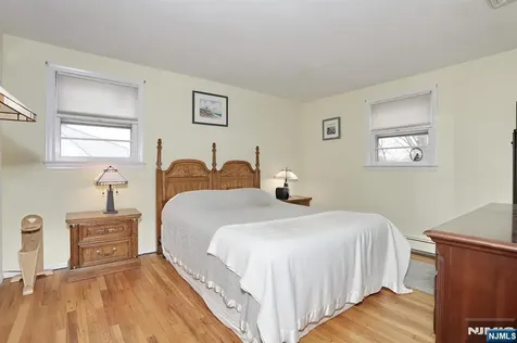 26 Wareham Road Dumont NJ 07628