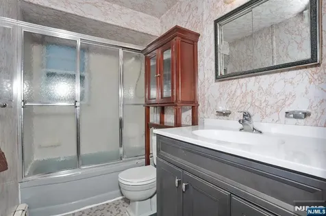 26 Wareham Road Dumont NJ 07628