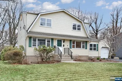 26 Wareham Road Dumont NJ 07628