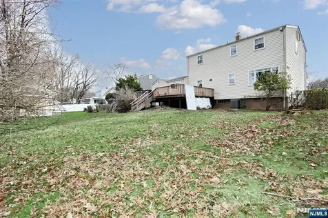 26 Wareham Road Dumont NJ 07628