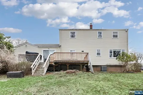 26 Wareham Road Dumont NJ 07628