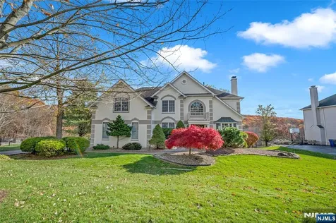 24 Vista Drive Mount Olive Township NJ 07836