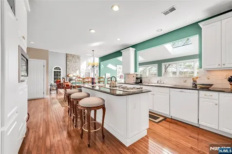 24 Vista Drive Mount Olive Township NJ 07836
