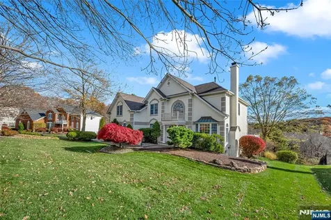 24 Vista Drive Mount Olive Township NJ 07836