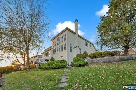 24 Vista Drive Mount Olive Township NJ 07836