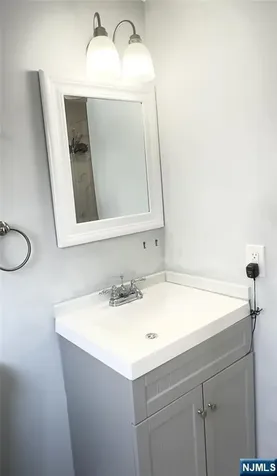 9 Chestnut Street North Arlington NJ 07031