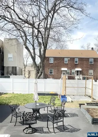 9 Chestnut Street North Arlington NJ 07031