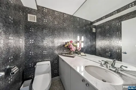 1500 Palisade Fort Lee NJ 07024
