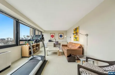 1500 Palisade Fort Lee NJ 07024