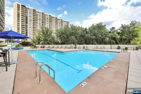 1500 Palisade Fort Lee NJ 07024