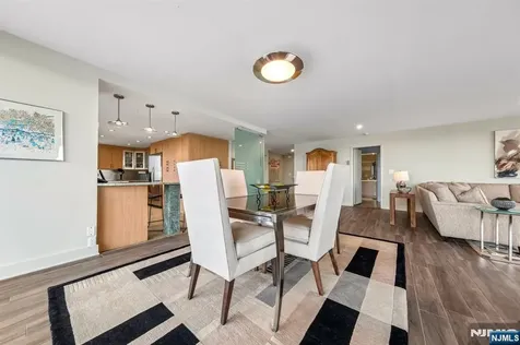 1500 Palisade Fort Lee NJ 07024