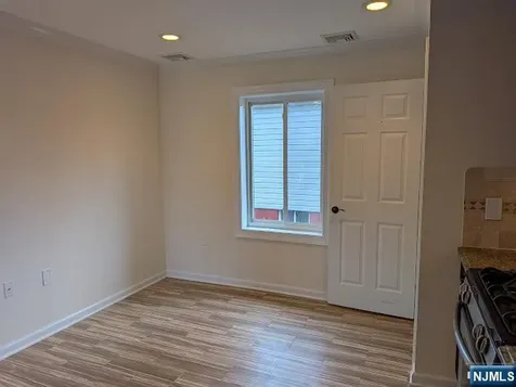 54 Riverview Circle Little Falls NJ 07424