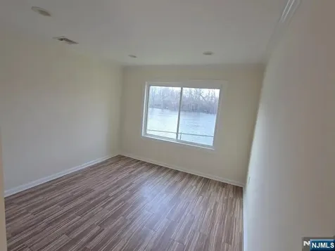 54 Riverview Circle Little Falls NJ 07424