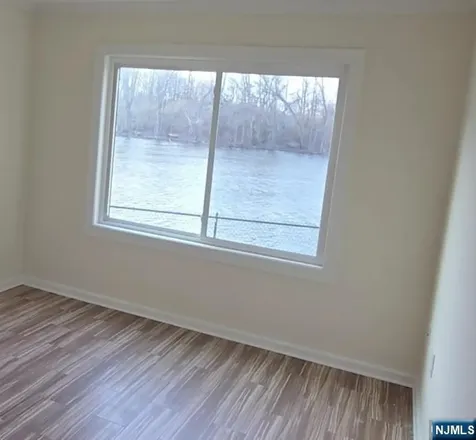 54 Riverview Circle Little Falls NJ 07424
