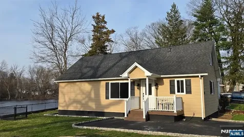 54 Riverview Circle Little Falls NJ 07424