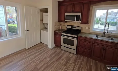 54 Riverview Circle Little Falls NJ 07424