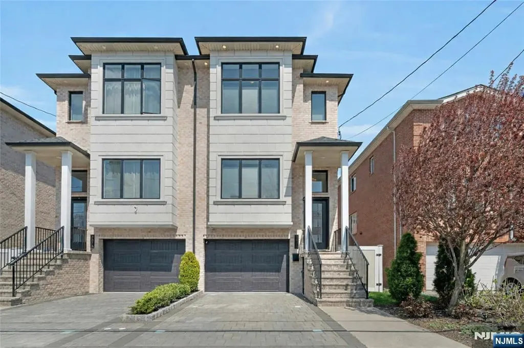 387 Lincoln Avenue Cliffside Park NJ 07010