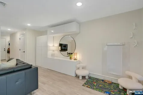 387 Lincoln Avenue Cliffside Park NJ 07010