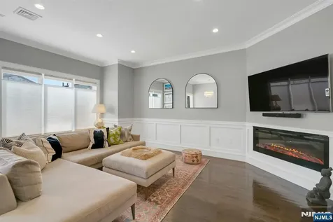 387 Lincoln Avenue Cliffside Park NJ 07010