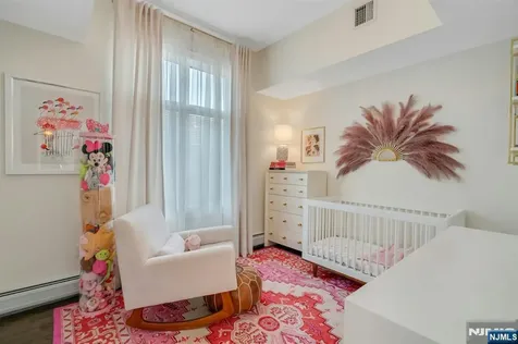 387 Lincoln Avenue Cliffside Park NJ 07010