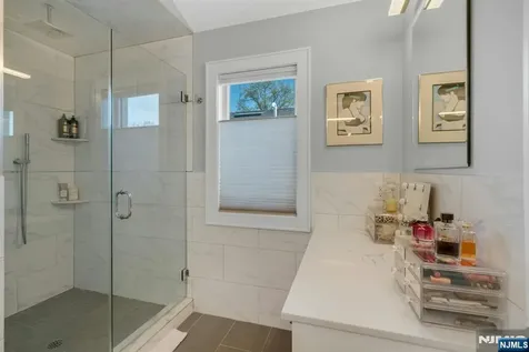 387 Lincoln Avenue Cliffside Park NJ 07010