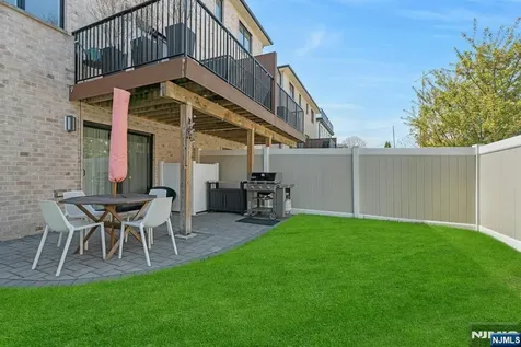 387 Lincoln Avenue Cliffside Park NJ 07010