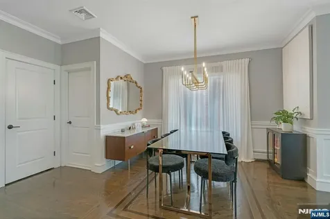 387 Lincoln Avenue Cliffside Park NJ 07010