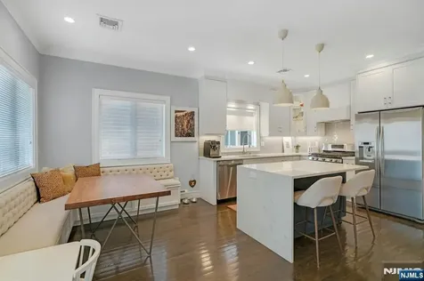 387 Lincoln Avenue Cliffside Park NJ 07010