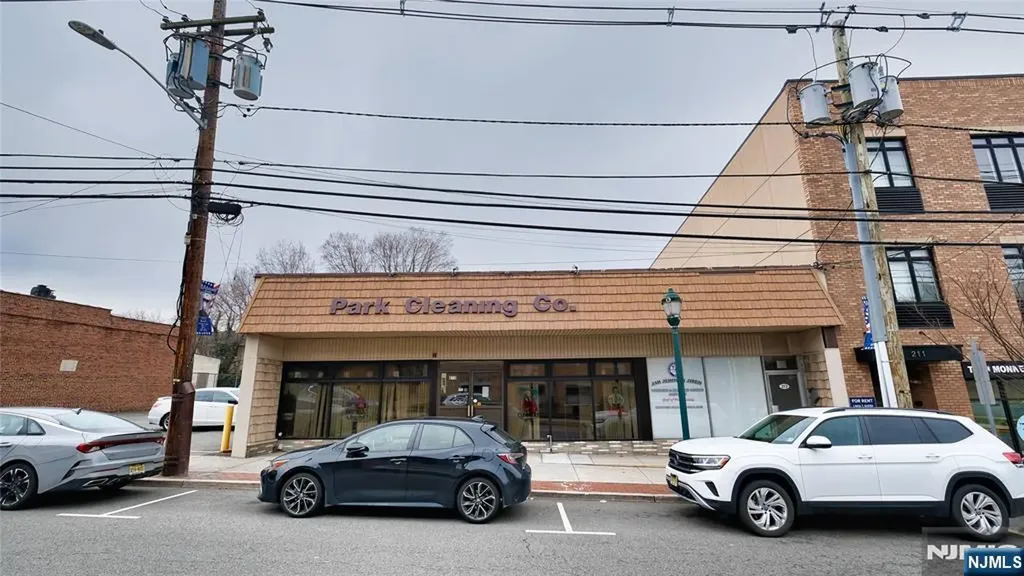 213-217 Stuyvesant Avenue Lyndhurst NJ 07071