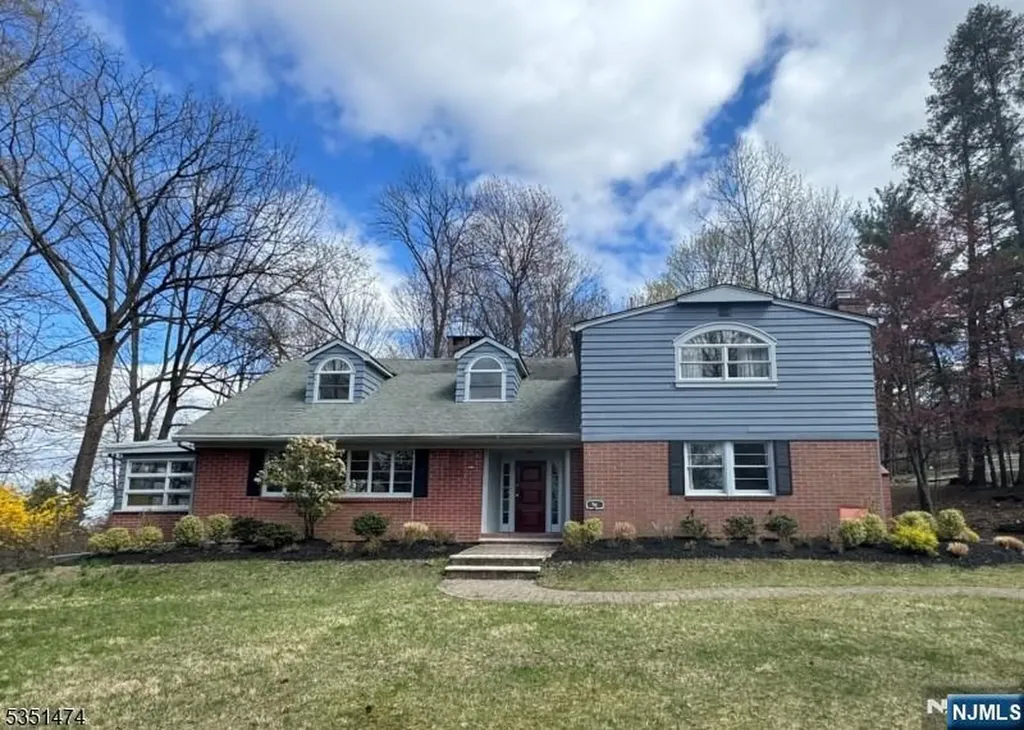 56 Grandview Place North Caldwell NJ 07006