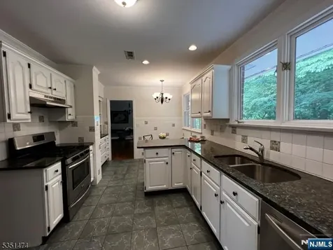 56 Grandview Place North Caldwell NJ 07006