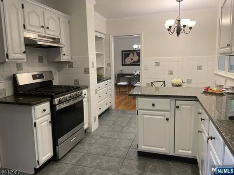 56 Grandview Place North Caldwell NJ 07006