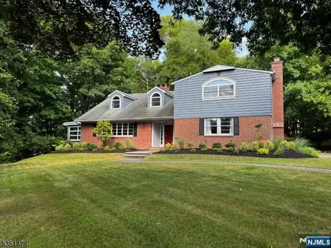 56 Grandview Place North Caldwell NJ 07006
