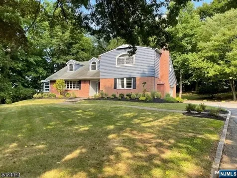 56 Grandview Place North Caldwell NJ 07006