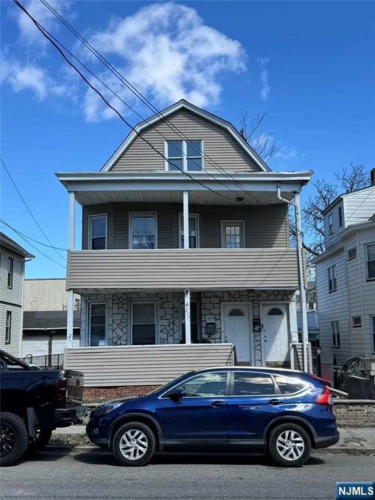 219 Lawrence Place Paterson NJ 07501