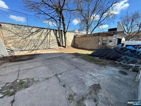 219 Lawrence Place Paterson NJ 07501