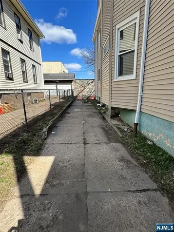 219 Lawrence Place Paterson NJ 07501