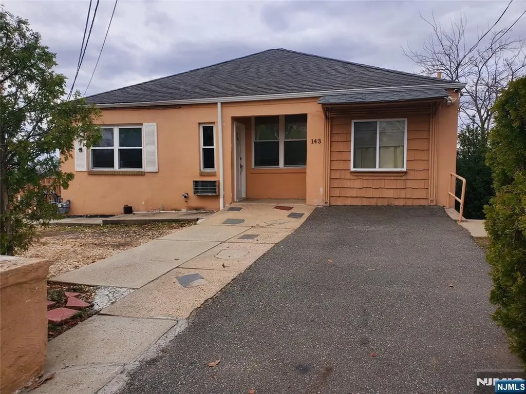 143 Bergen Boulevard Palisades Park NJ 07650