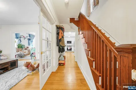 6 Franklin Avenue Montclair NJ 07042